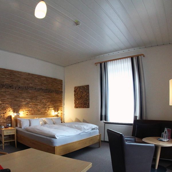 Hotel Almrausch in Bad Reichenhall - Ihr 3 Sterne Hotel im Süden Bayerns - Zimmer Appartement 4 Innenaufnahme